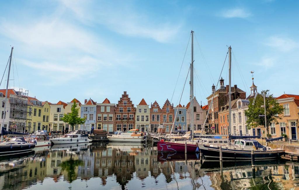 Mooie Entree Zwembad In De Zomer Vp009 Vakantiehuis *