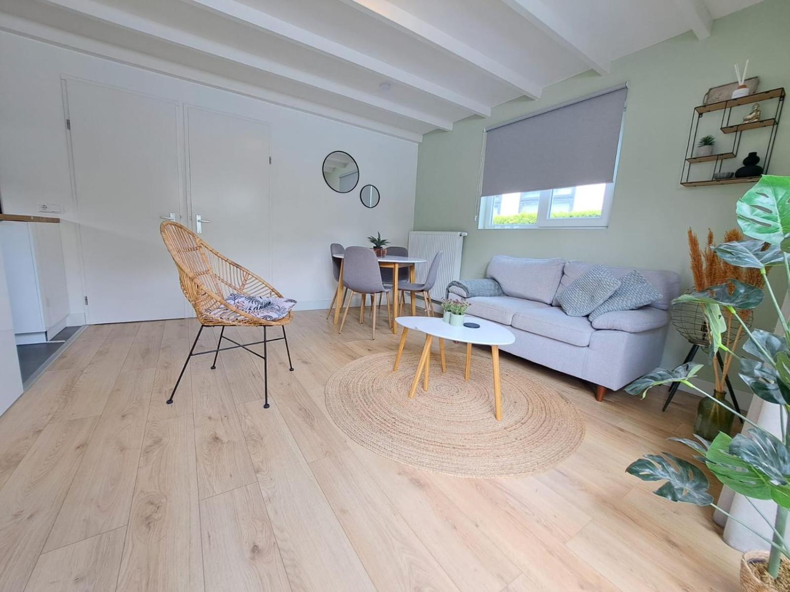 Mooie Entree Zwembad In De Zomer Vp009 Vakantiehuis